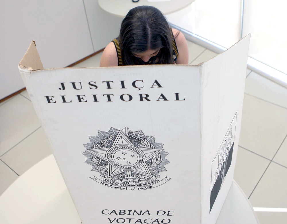 Candidaturas femininas para as eleições de 2026 representam 34,8% do total de registros no TSE