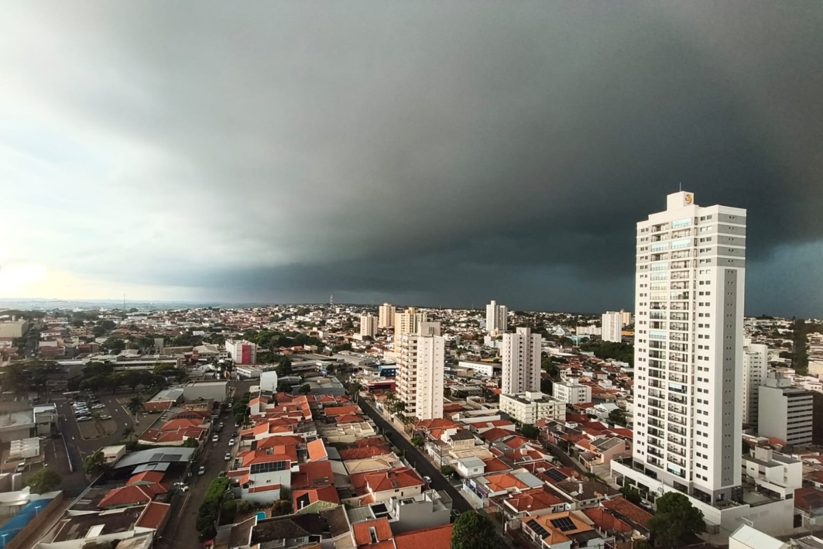 Temporal destelha escola e transfere 3,2 mil eleitores para votar na Unesp em Presidente Prudente; saiba mais