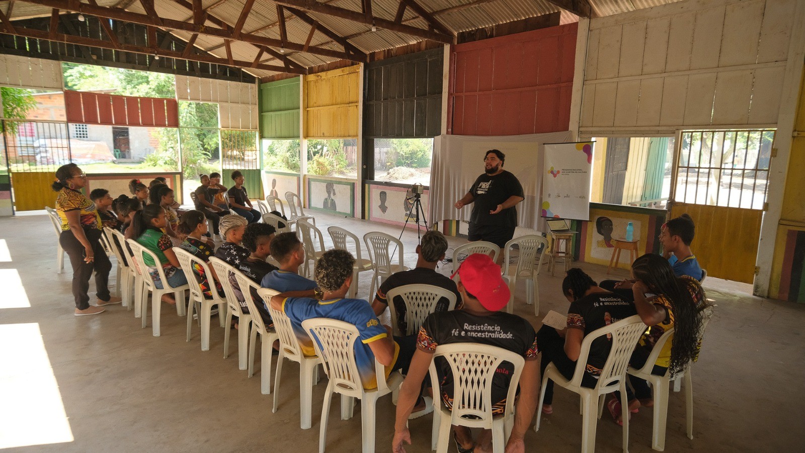 Comitês fazem plantão presencial em Santarém para tirar dúvidas sobre editais da Lei Aldir Blanc