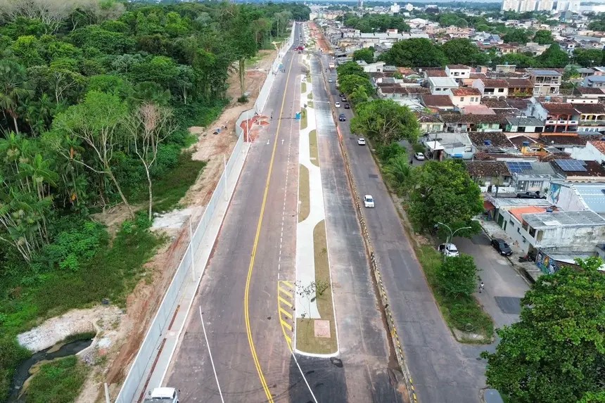Trânsito é interditado em novo trecho para avanço das obras da Nova Rua da Marinha, em Belém