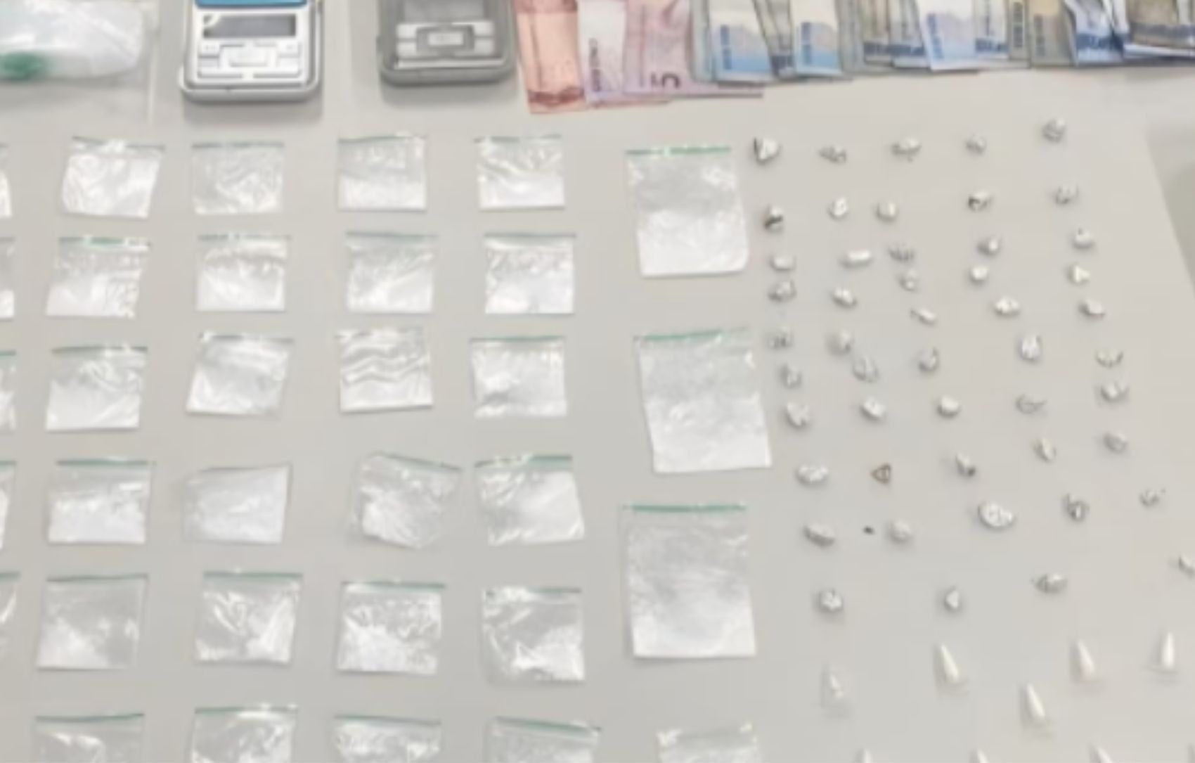 Suspeito é preso com crack, cocaína e maconha na Zona Sul de Aracaju