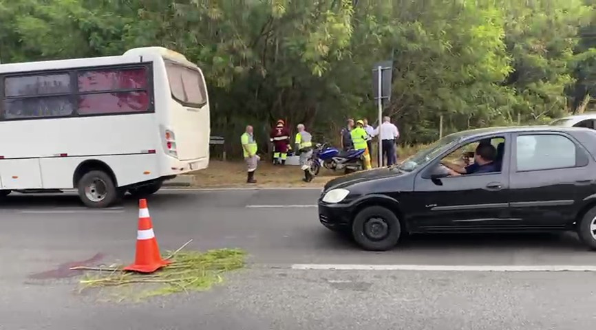 Motociclista morre após bater em traseira de ônibus intermunicipal em Campinas 