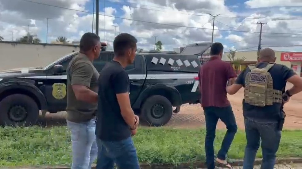Suspeitos foram presos nesta quarta-feira (23) — Foto: Divulgação/Polícia Civil