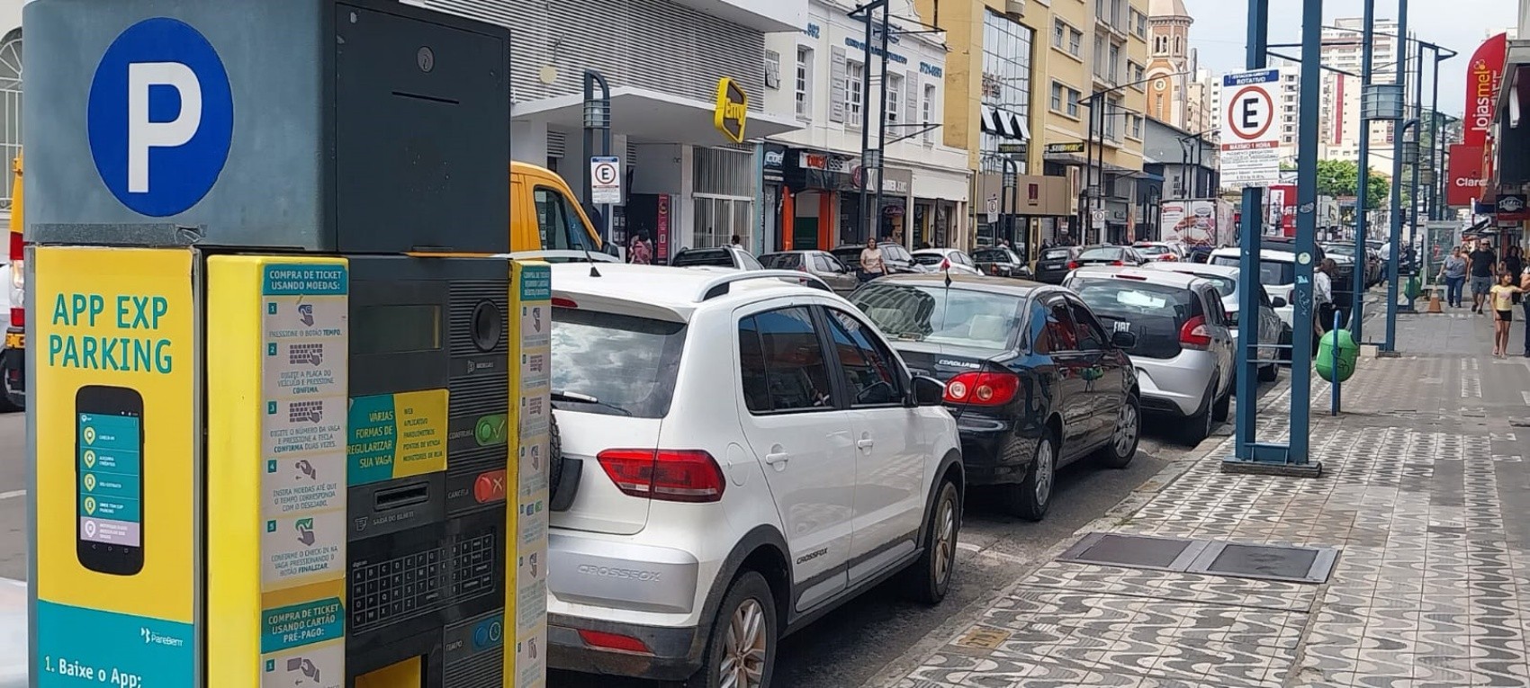 Justiça concede liminar que permite retomada do serviço de zona azul em Poços de Caldas, MG