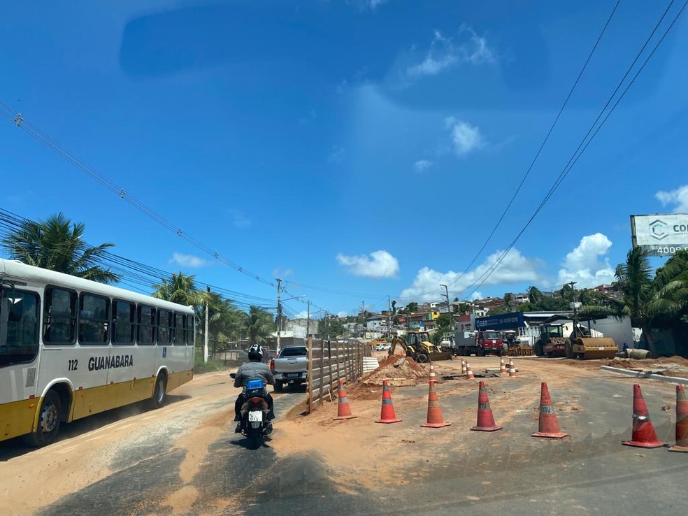 Obras na Avenida Felizardo Moura, em Natal — Foto: Augusto César Gomes