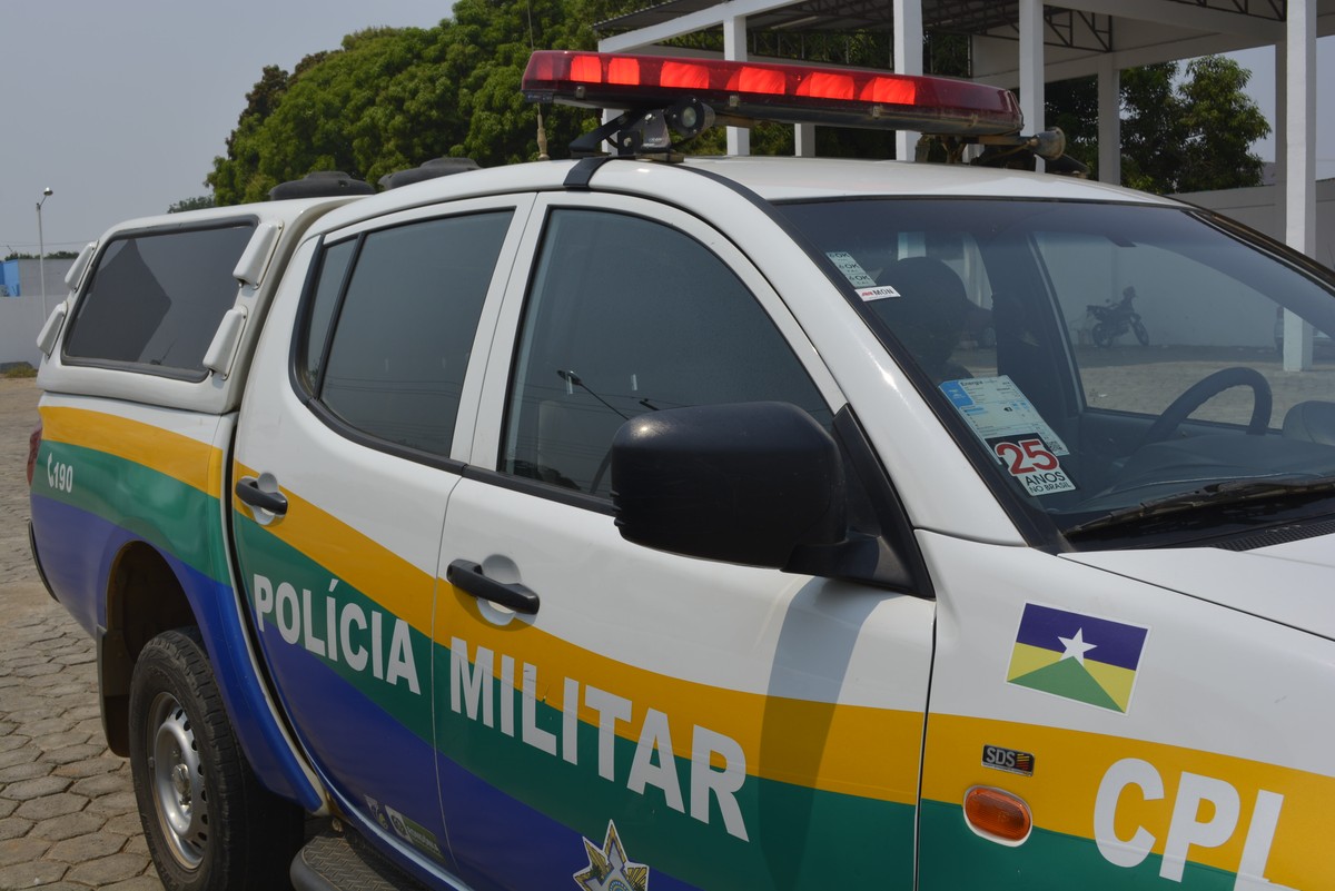 Homem ataca ex-esposa com chave de fenda na frente do filho em Porto Velho