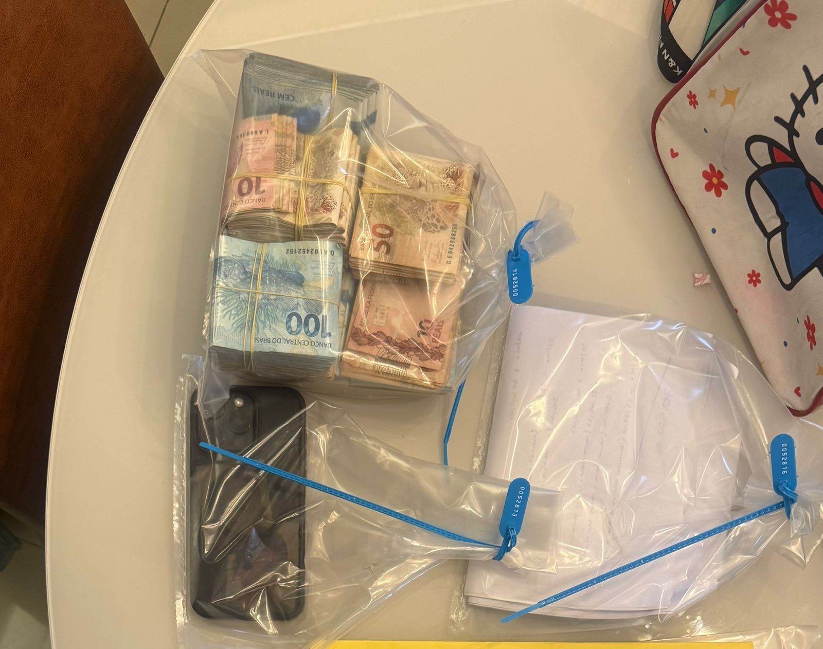 Quadrilha é alvo de operação após fazer idosa de São José perder mais de R$ 3,2 milhões em golpe