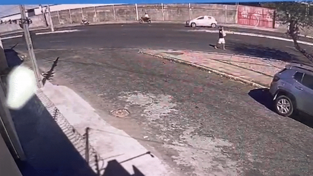 Vídeo: motoboy morre em acidente na Avenida Duque de Caxias, na Zona Norte de Teresina