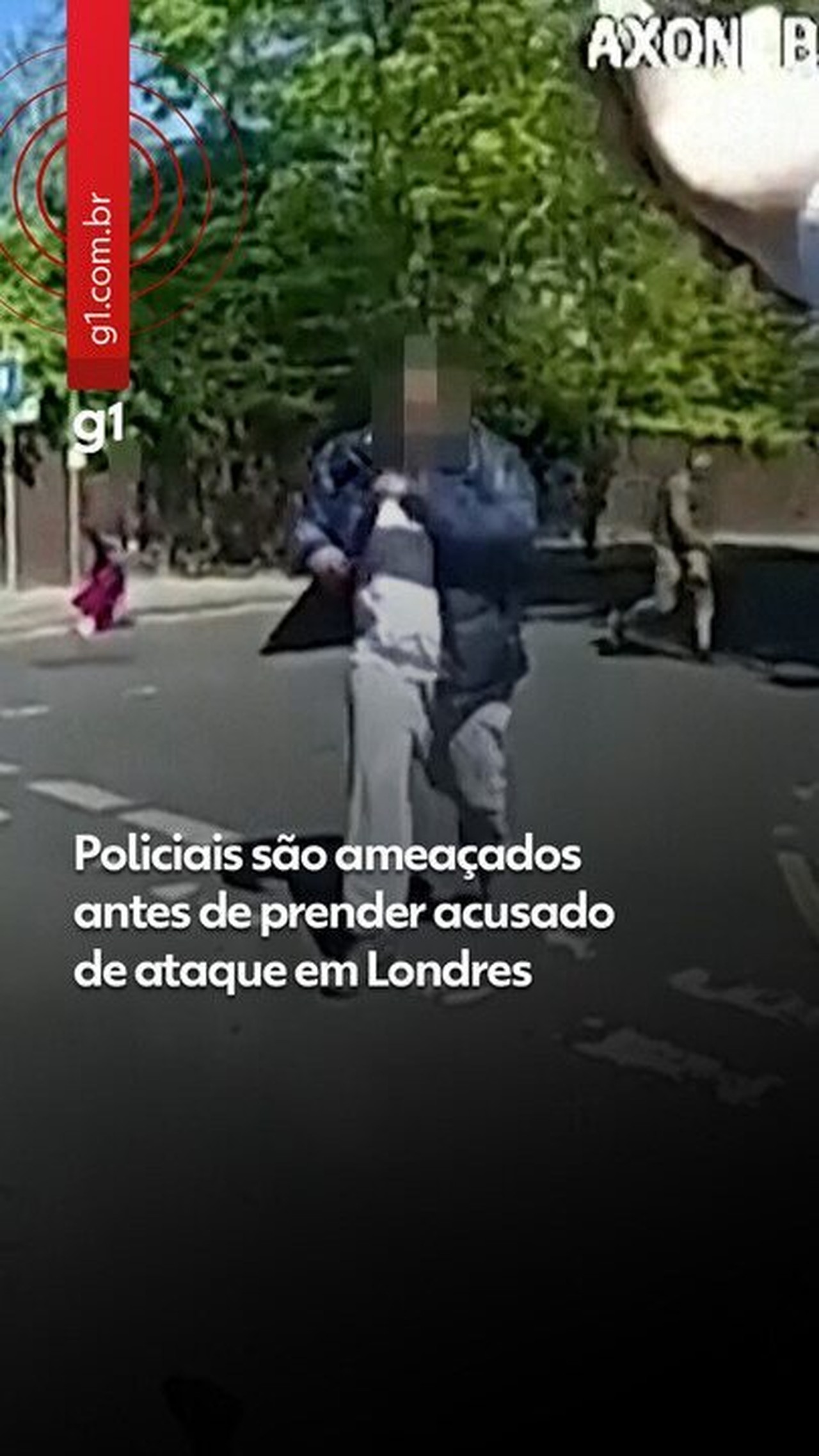 VÍDEO mostra policiais sendo ameaçados antes de prenderem acusado de ataque em Londres
