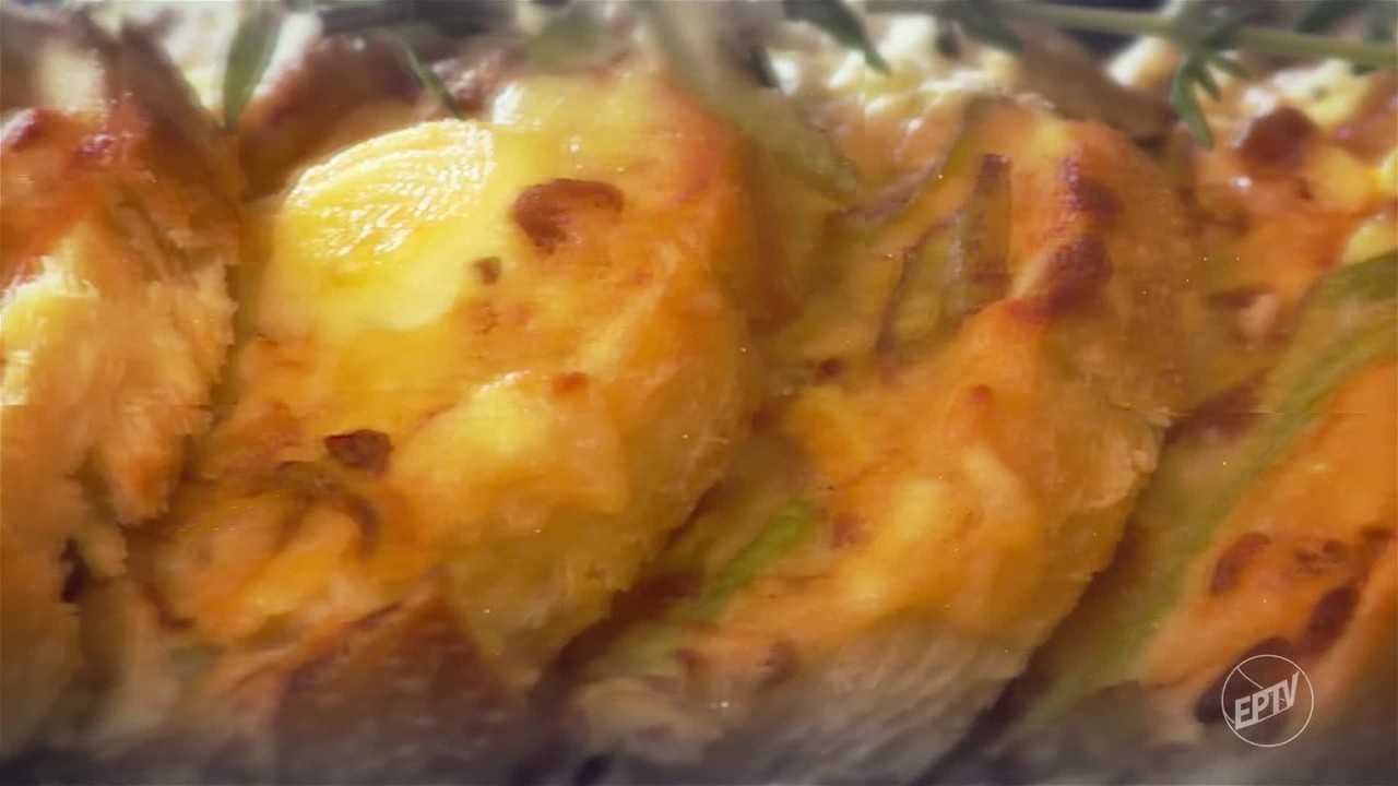 Hora do Rancho: aprenda preparo de bolo de mandioca