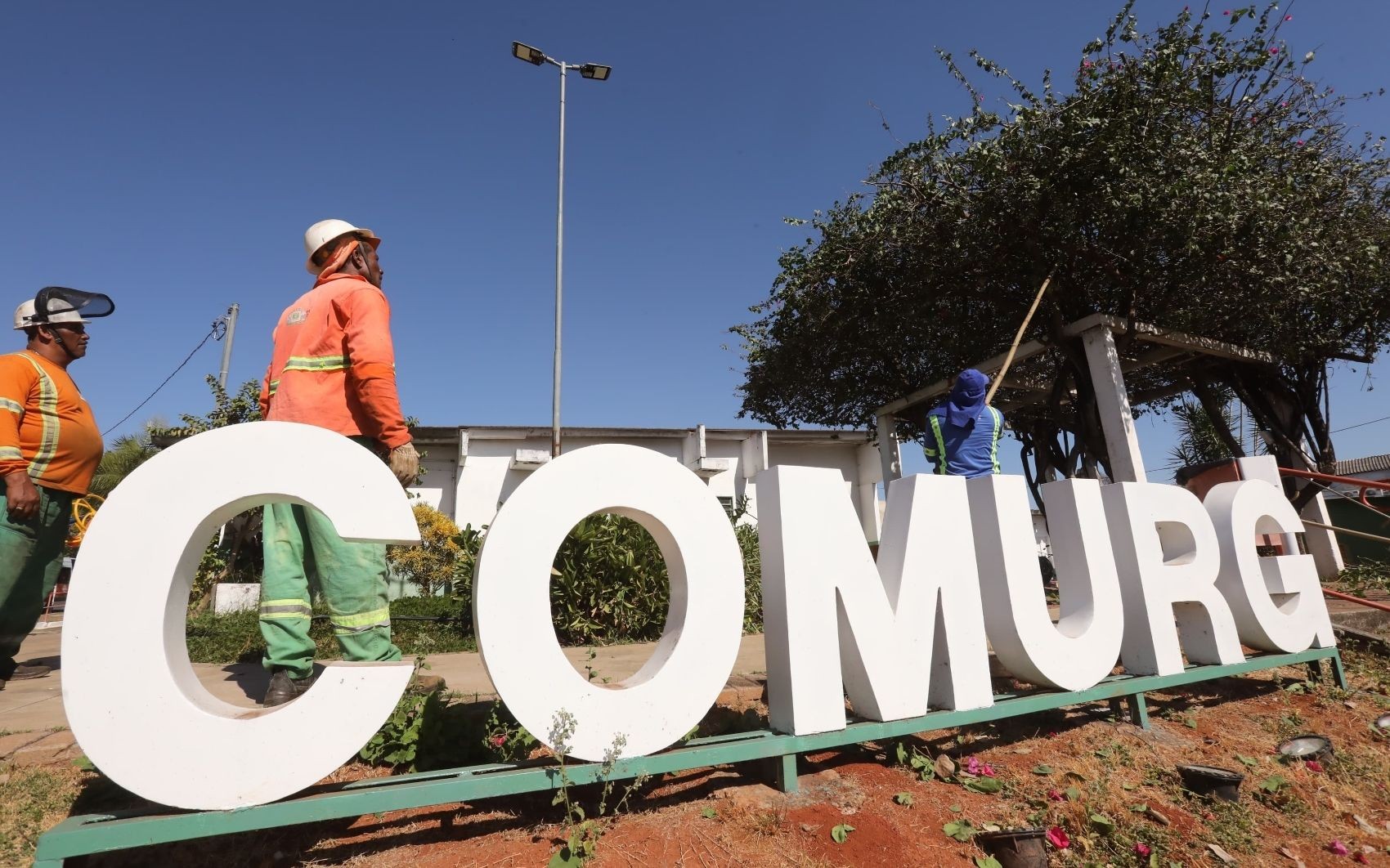 Comurg abre processo seletivo com salários de até R$ 15 mil | G1
