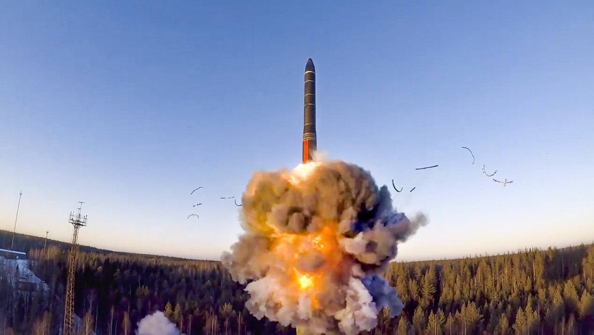 Rússia e EUA abrem conversas sobre o último tratado de armas nucleares  ainda em vigor entre os dois países - Jornal O Globo