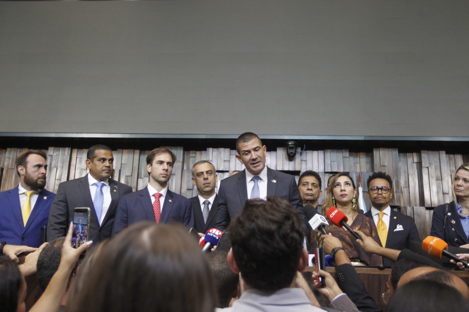 Presidente eleito da Alerj, Ruas diz que buscará diálogo com governo interino e STF em meio a cenário 'atípico' no RJ