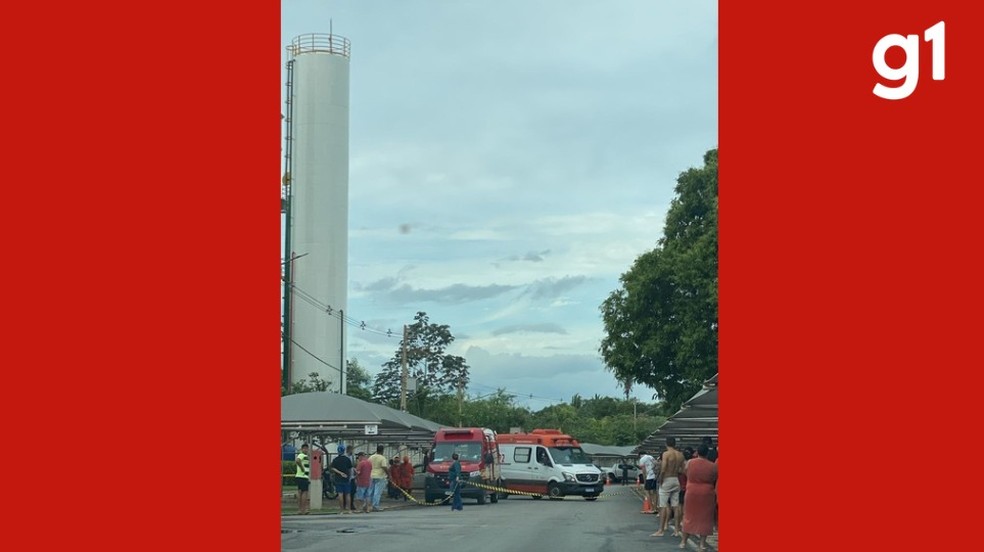 Acidente mobilizou moradores e equipes dos bombeiros e Ciopaer — Foto: Reprodução