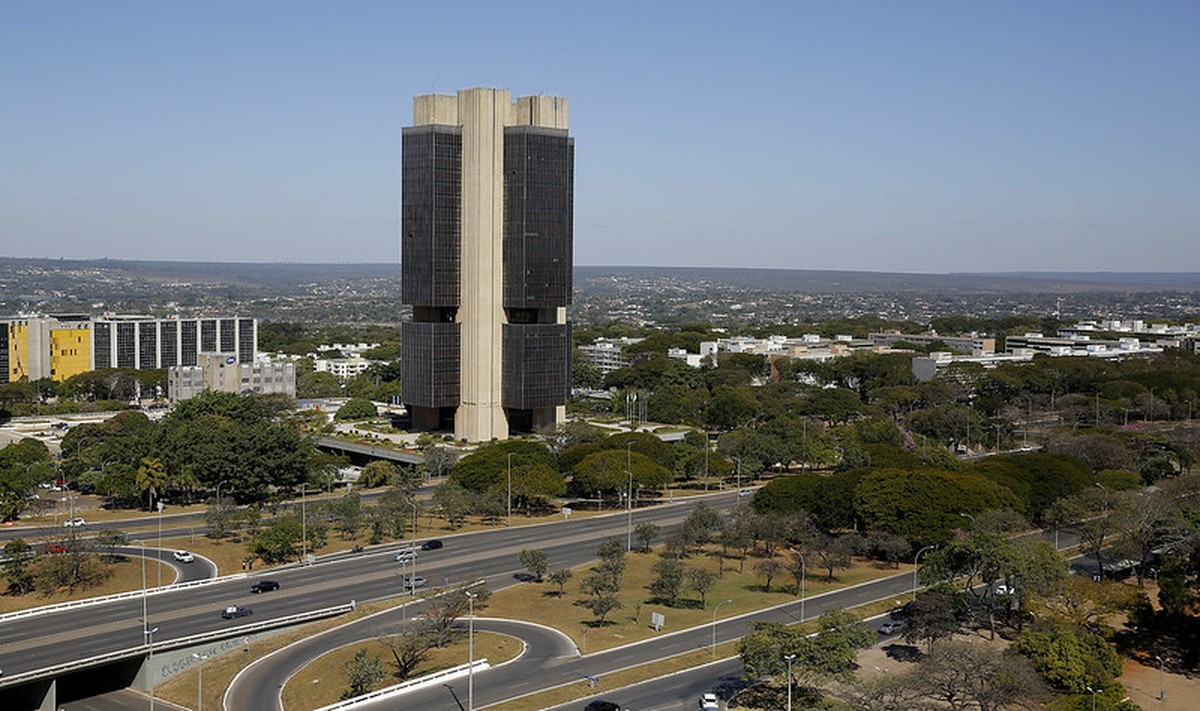 Equipe econômica espera que ata do Copom, nesta terça, acalme de vez o mercado