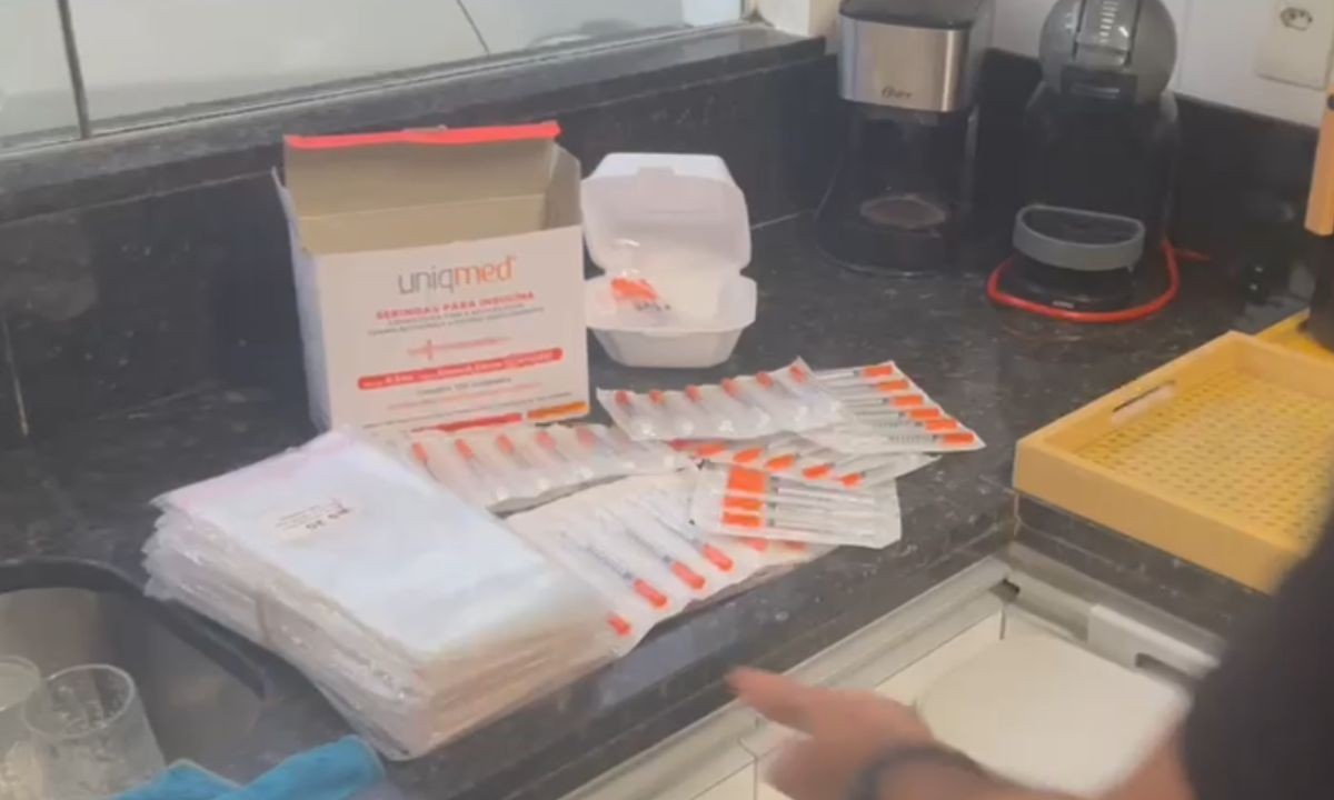 Operação mira suspeitos de usar rifas para lavar dinheiro da venda de medicamentos para emagrecer na Bahia