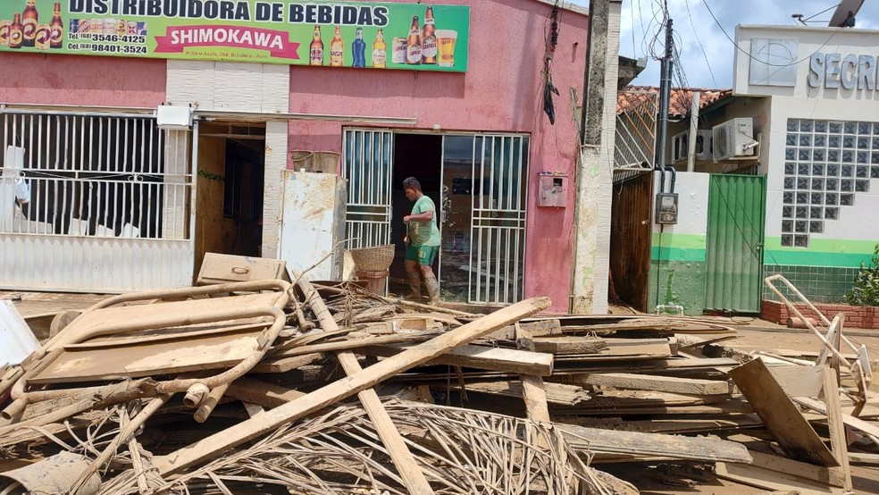 Brasiléia após vazante — Foto: Divulgação prefeitura de Brasiléia