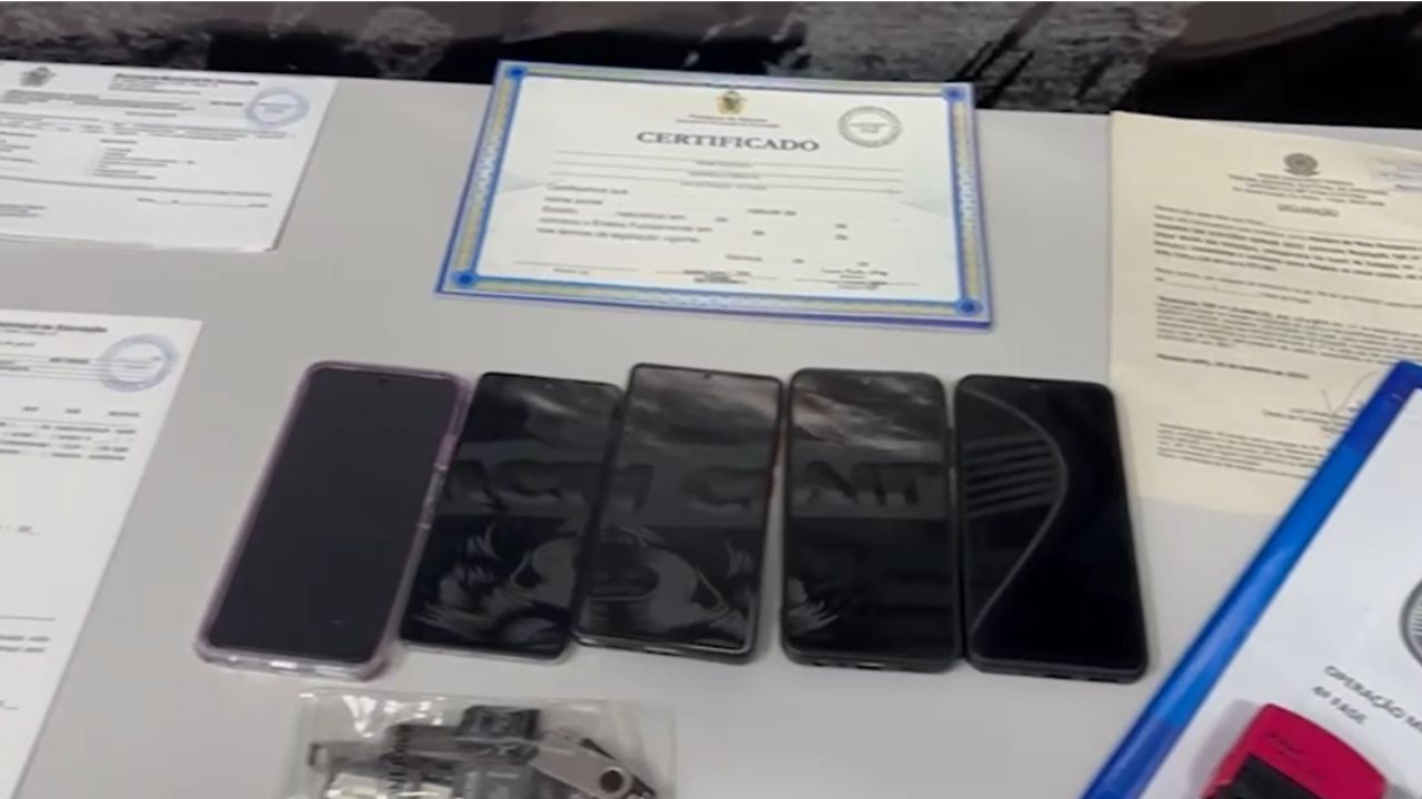 Operação prende quatro suspeitos de fraude milionária no sistema de meia-passagem em Manaus