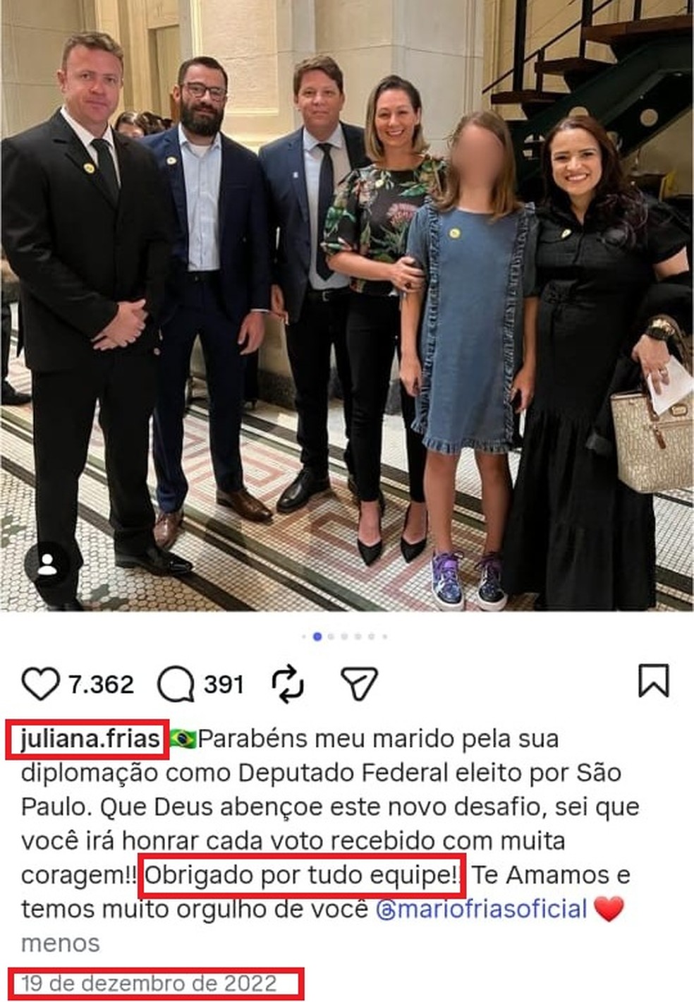 Karina da Gama aparece na diploma��o do deputado M�rio Frias (PL), em dezembro de 2022, e � chamada de 'equipe' pela esposa dos parlamentar nas redes sociais. � Foto: Reprodu��o/Redes Sociais
