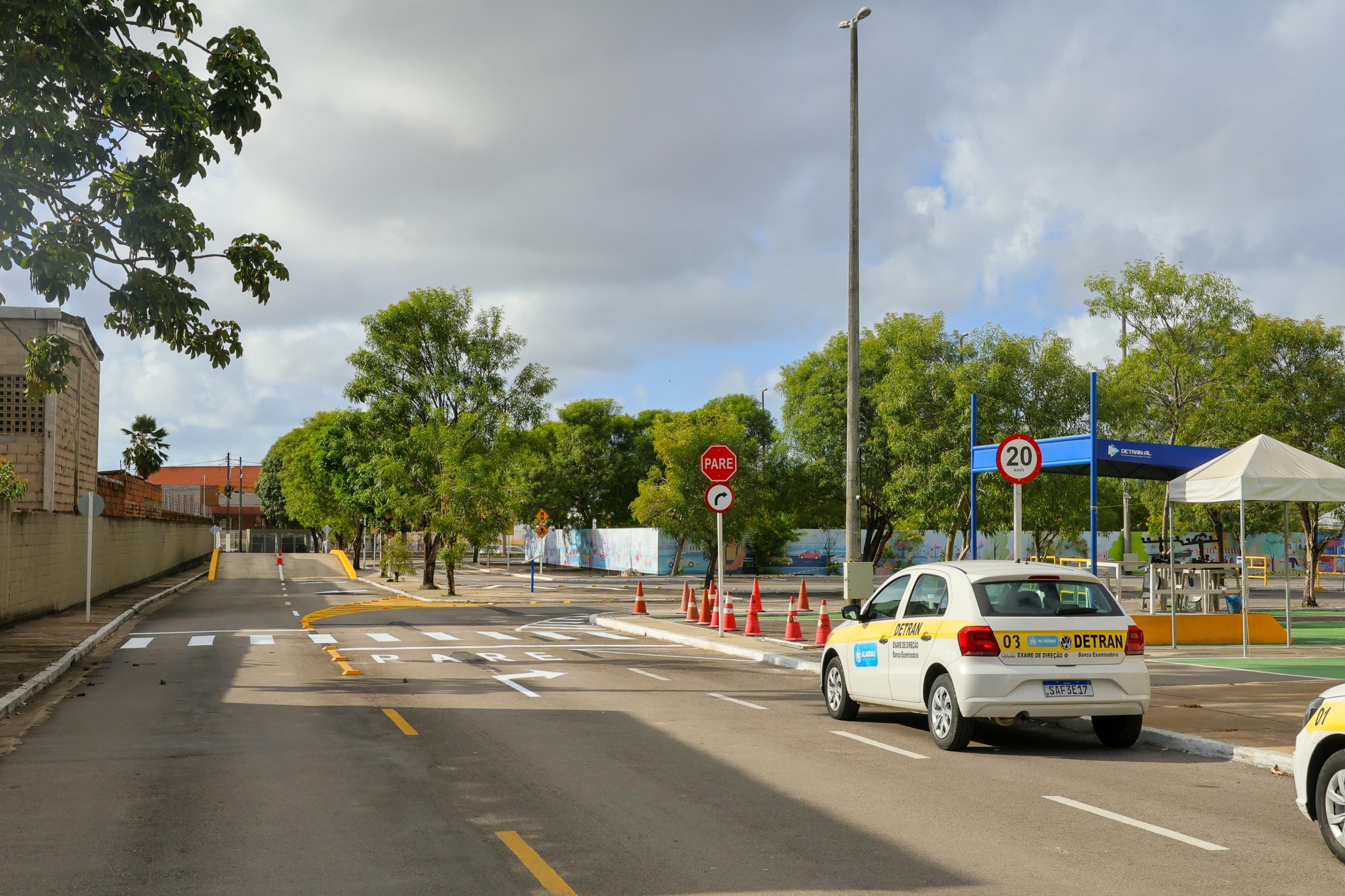 Baliza e meia-embreagem deixam de ser exigidas para tirar CNH em Alagoas