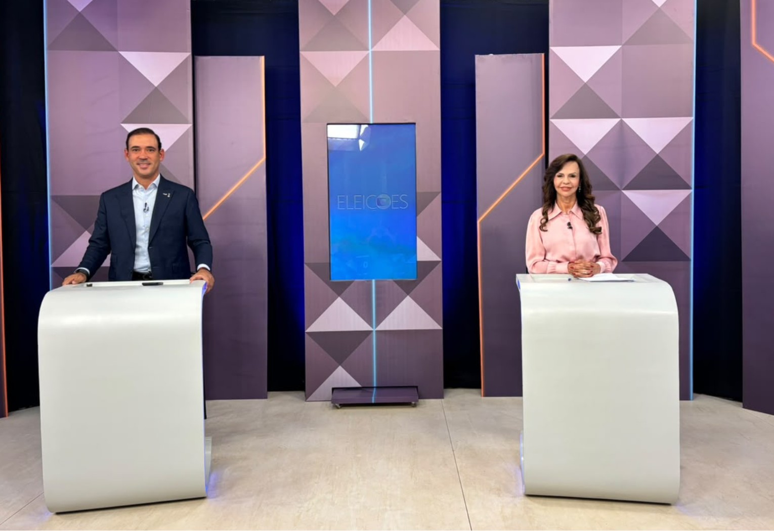 Debate entre Dorinha e Vicentinho Júnior tem troca de acusações e embates sobre saúde, educação e segurança pública no TO