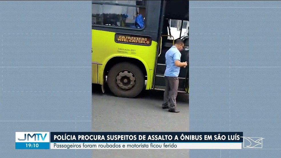 Motorista de ônibus é agredido na cabeça durante assalto na Avenida dos Franceses, em São Luís — Foto: Reprodução/ TV Mirante