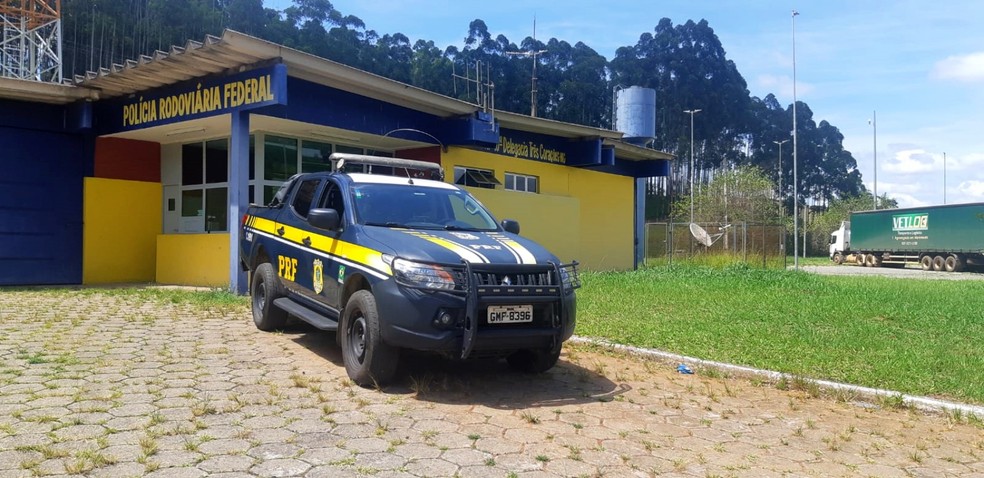Passageiro é preso após importunar sexualmente mulher dentro de ônibus na Fernão Dias, em Três Corações, MG — Foto: Polícia Rodoviária Federal