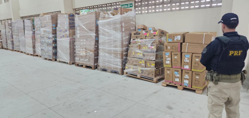 Remédios apreendidos em transporte irregular no RN — Foto: PRF/Divulgação