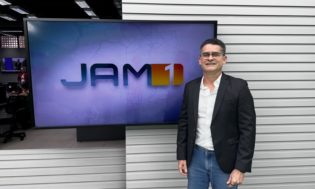Em sabatina, David Almeida critica falta de hospitais na rede estadual e promete zerar fila do Sisreg