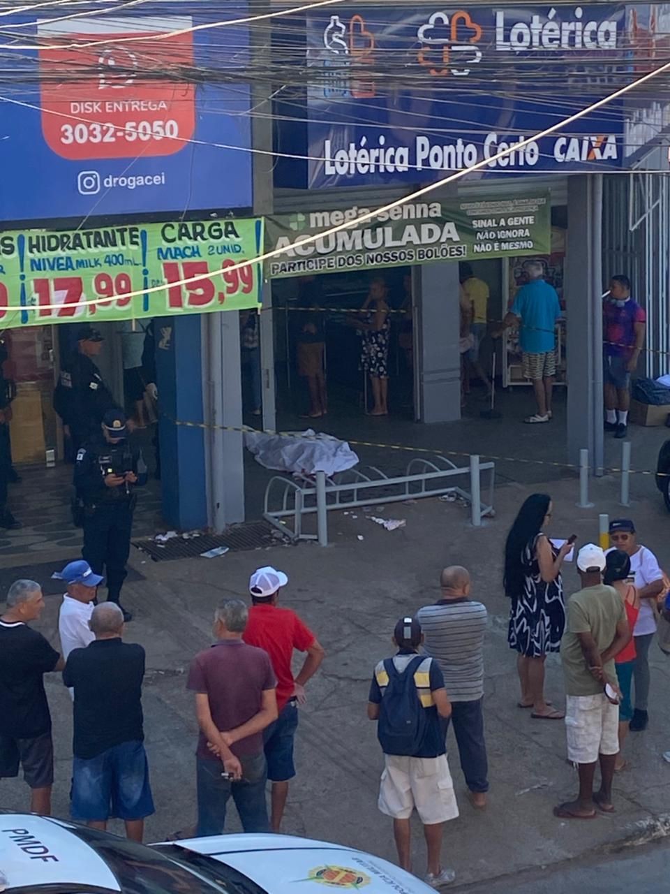 VÍDEO: homem é morto a facadas no DF; autor ainda não foi preso