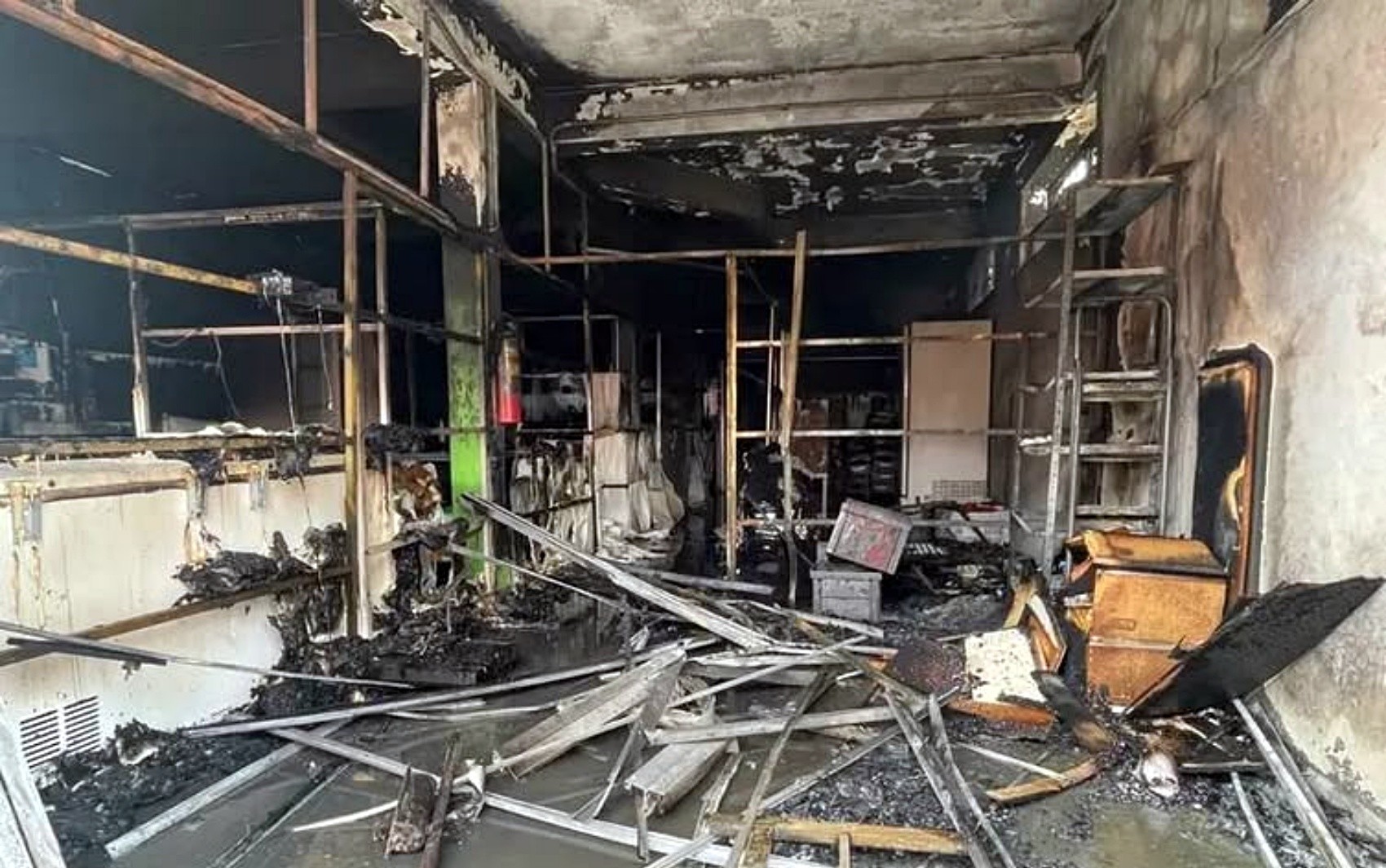 Incêndio atinge empresa que fornece alimentação para presídio de Três Pontas, MG