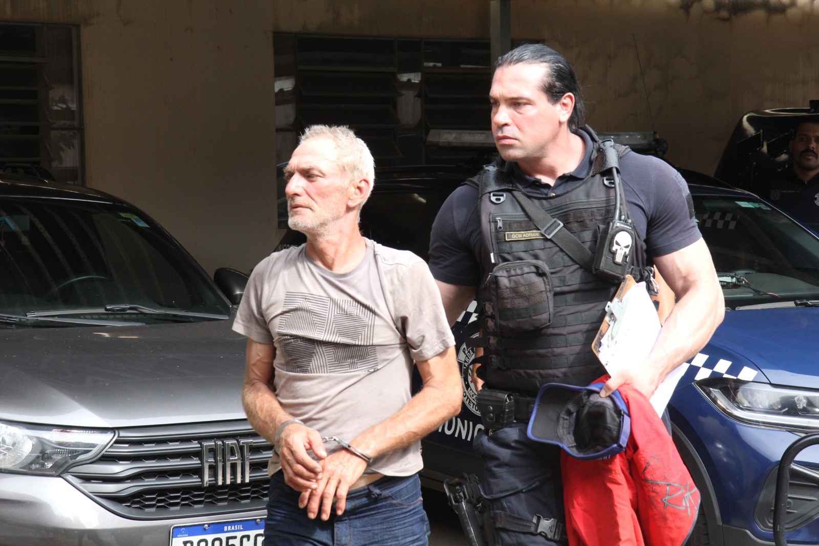 Homem em situação de rua é preso após atear fogo em outro morador no interior de SP