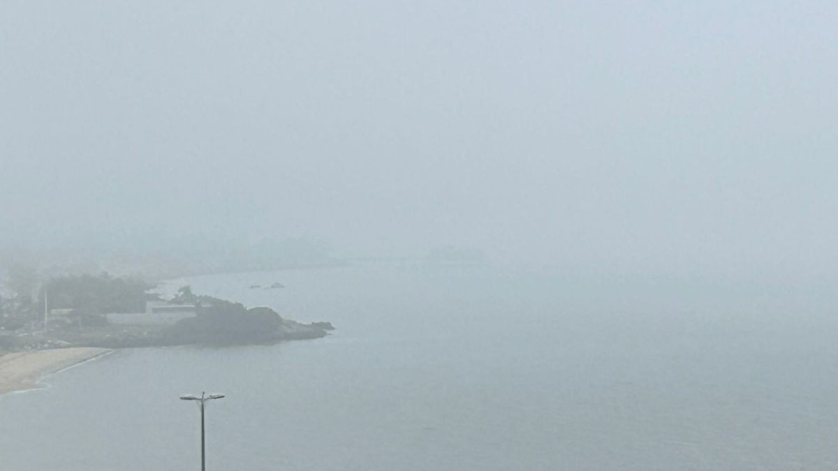 Florianópolis amanhece sob forte nevoeiro e capital vira ‘cidade fantasma’