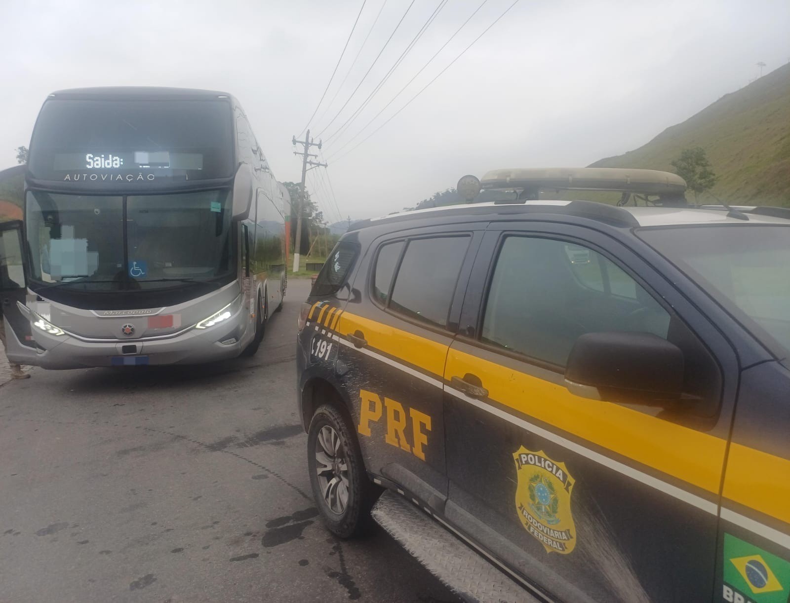 Foragido por estupro de vulnerável é preso em ônibus na Via Dutra, em Piraí