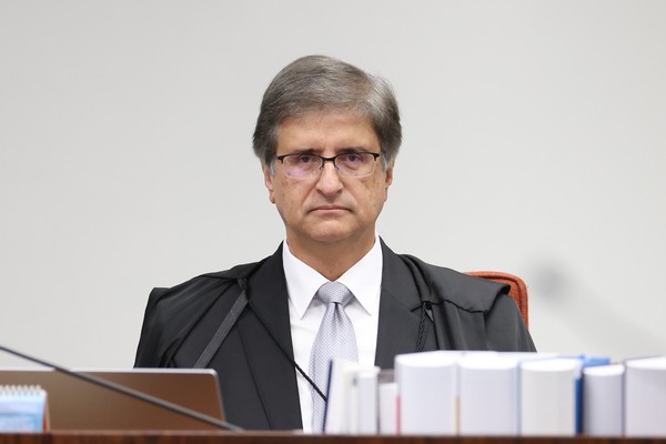 EUA suspendem vistos de Moraes, de outros sete ministros do STF e do PGR; Mendonça, Nunes Marques e Fux ficam de fora | Política | G1