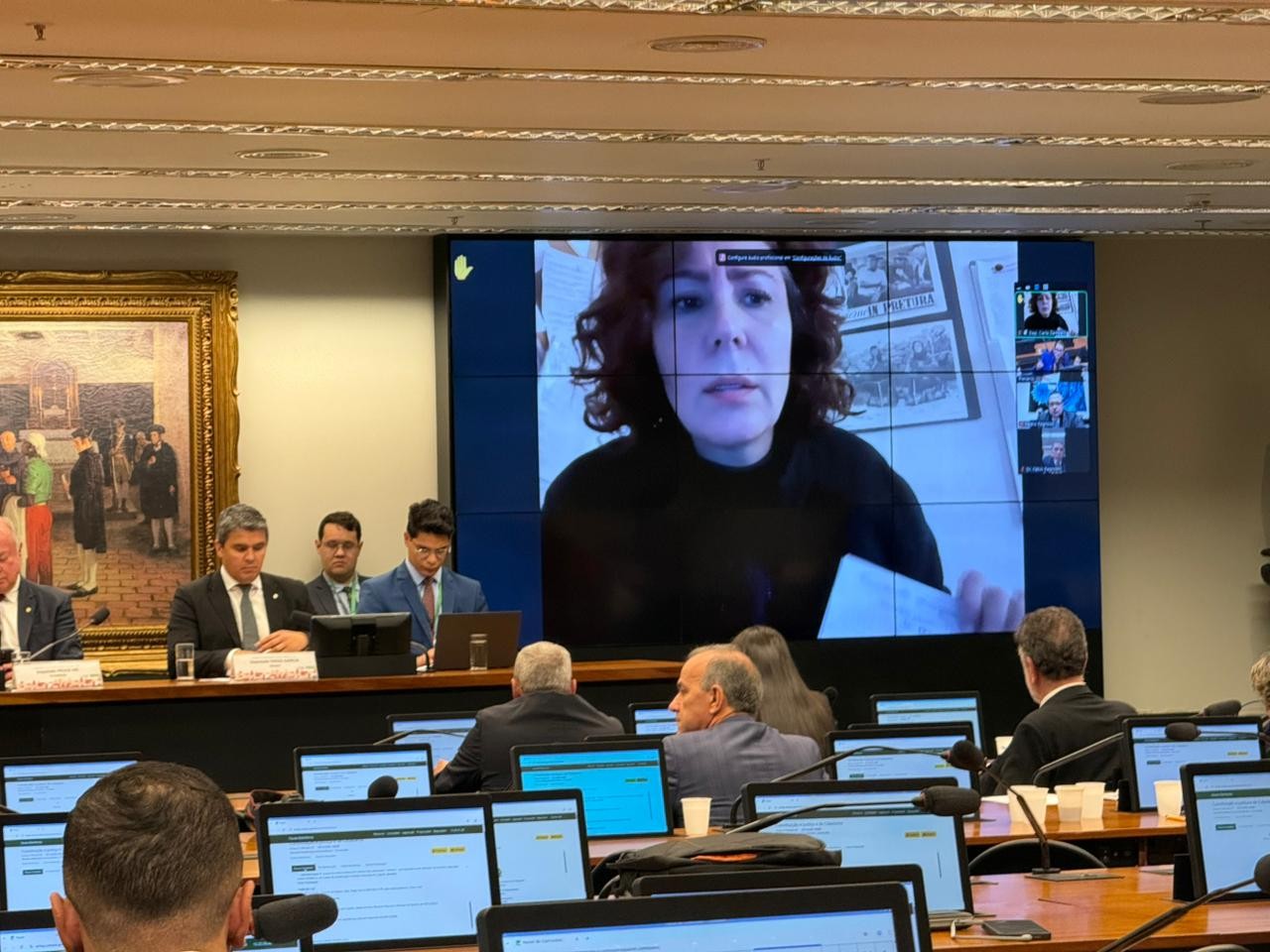 Câmara dos Deputados rejeita cassação do mandato de Carla Zambelli: como votaram deputados e partidos