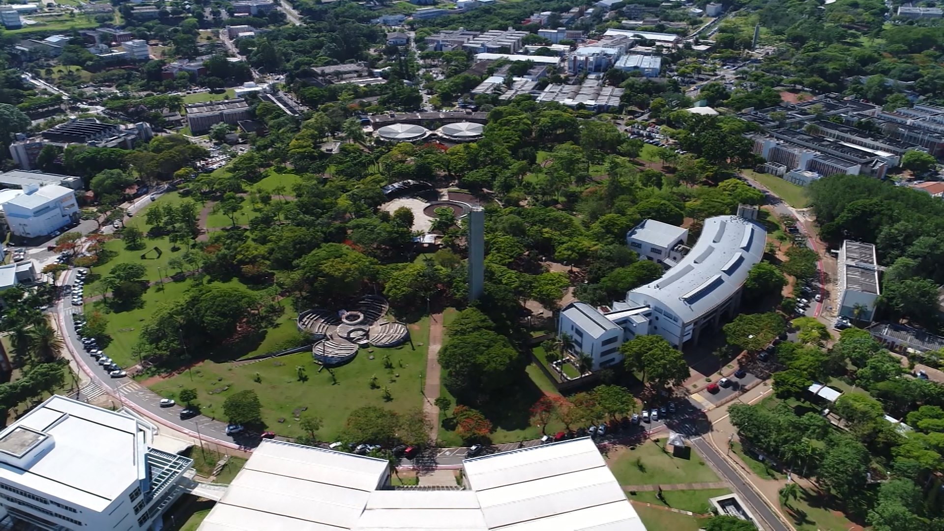 Unicamp fica em 3º lugar no ranking de melhores universidades da América Latina; veja lista