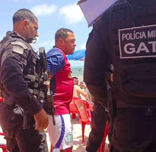 Suspeito de chefiar grupo criminoso na Bahia é preso em praia de João Pessoa 
