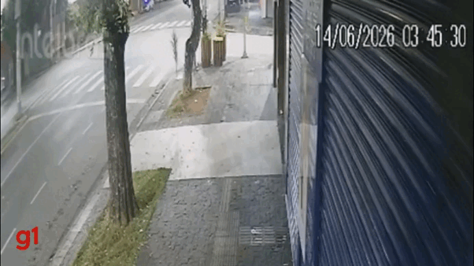 Acidente entre carro e moto mata jovem de 22 anos em Governador Valadares; vídeo