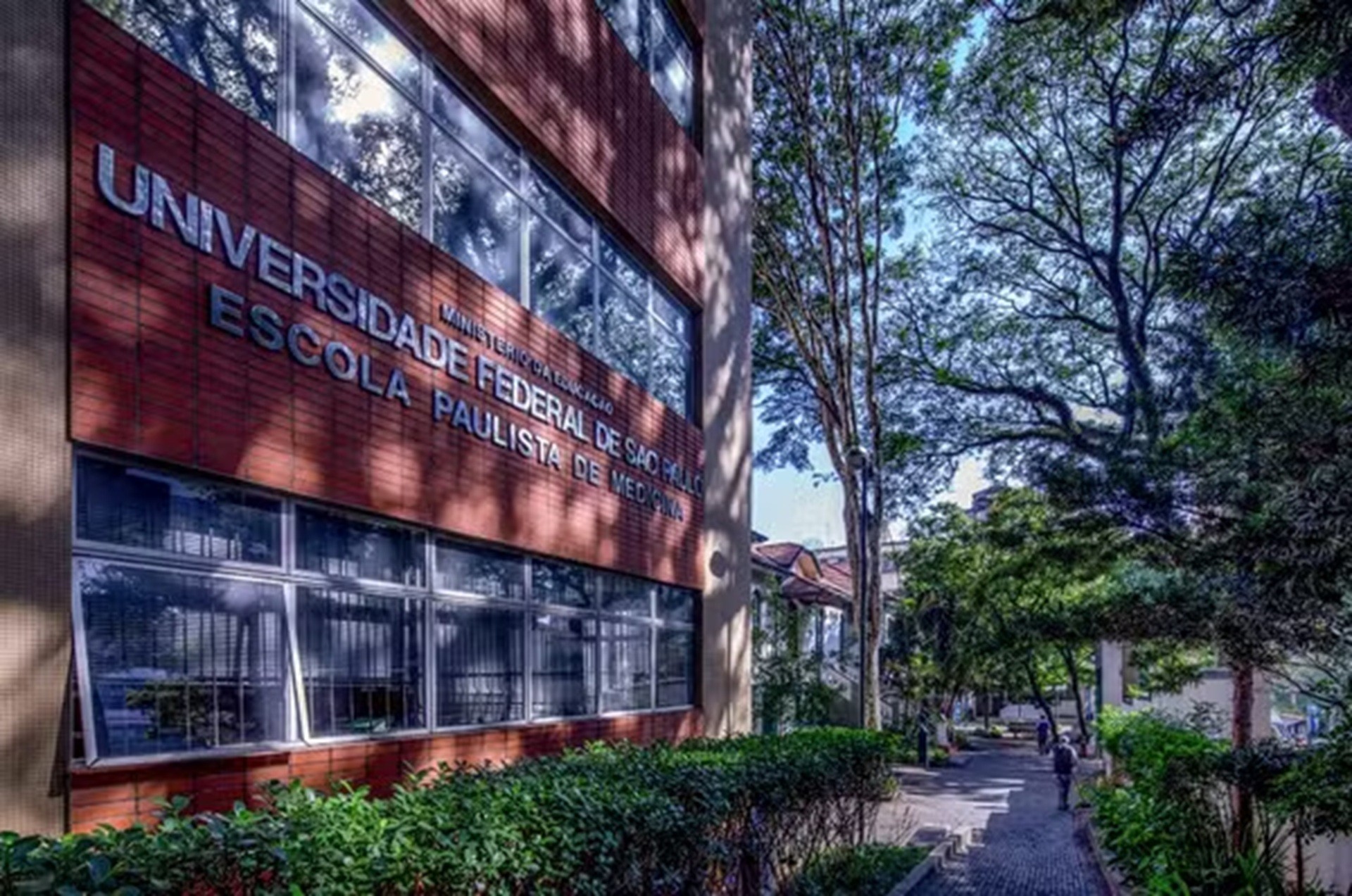 É #FATO: Unifesp testa técnica de 'congelamento de tumores' contra câncer de mama inicial