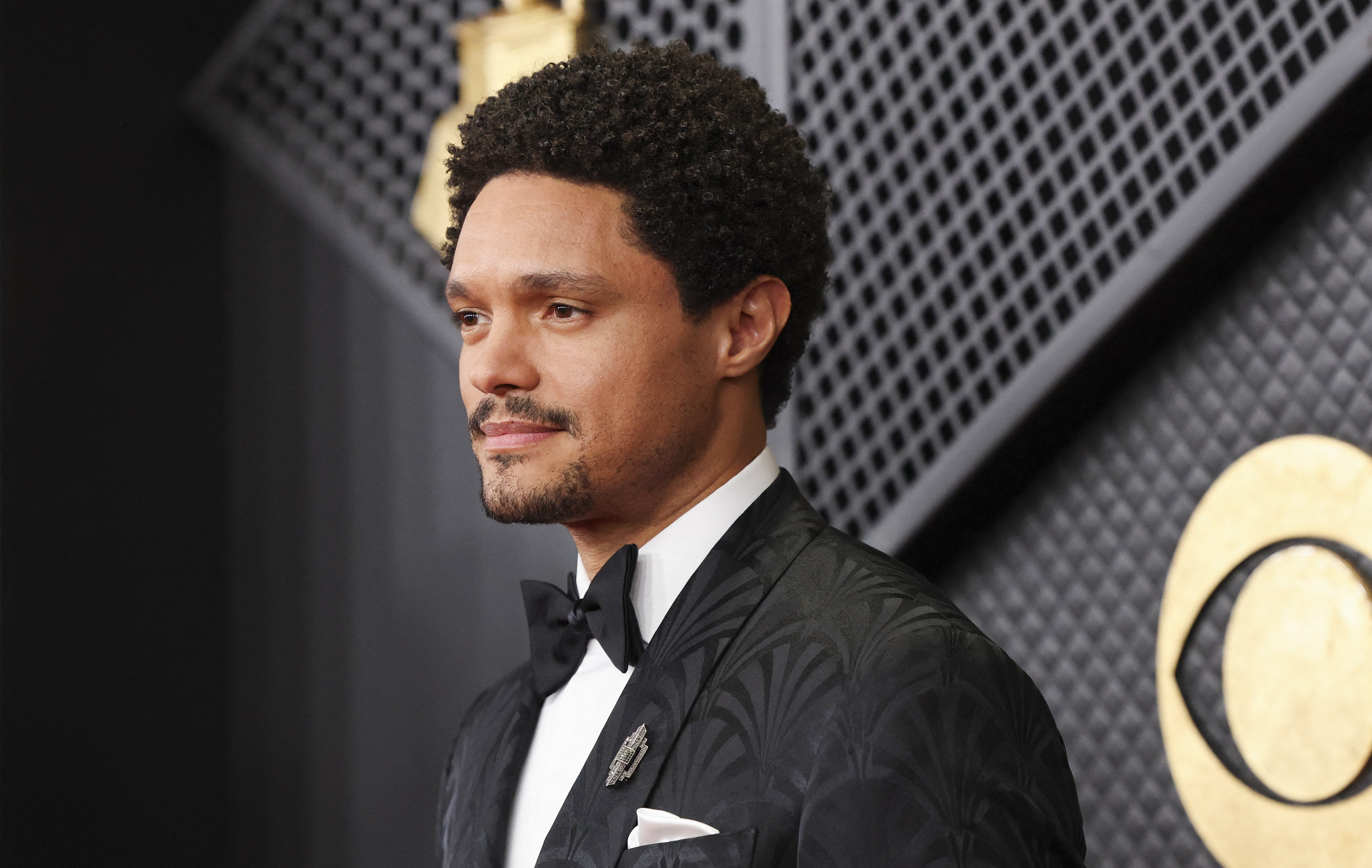 Trump critica Grammy e ameaça processar apresentador do prêmio por piada sobre Epstein