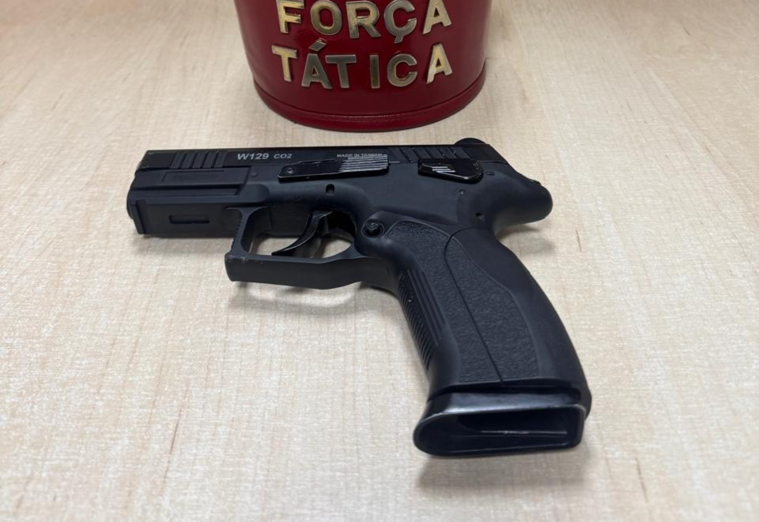 Motoboy é roubado por homem com arma falsa durante entrega de iPhones em Boa Vista