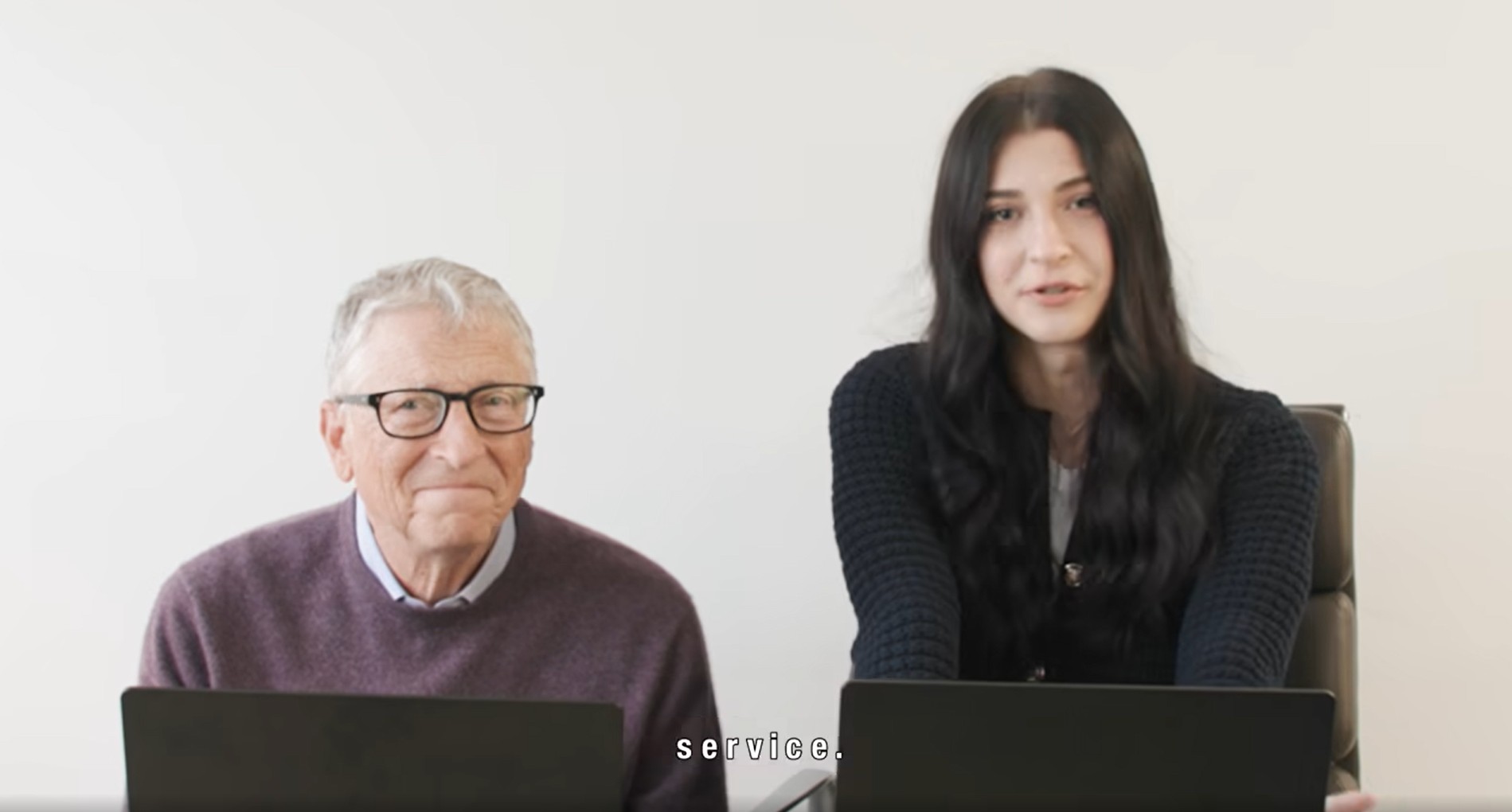 'Atendimento de bilhões': o dia que Bill Gates trabalhou na startup de sua filha