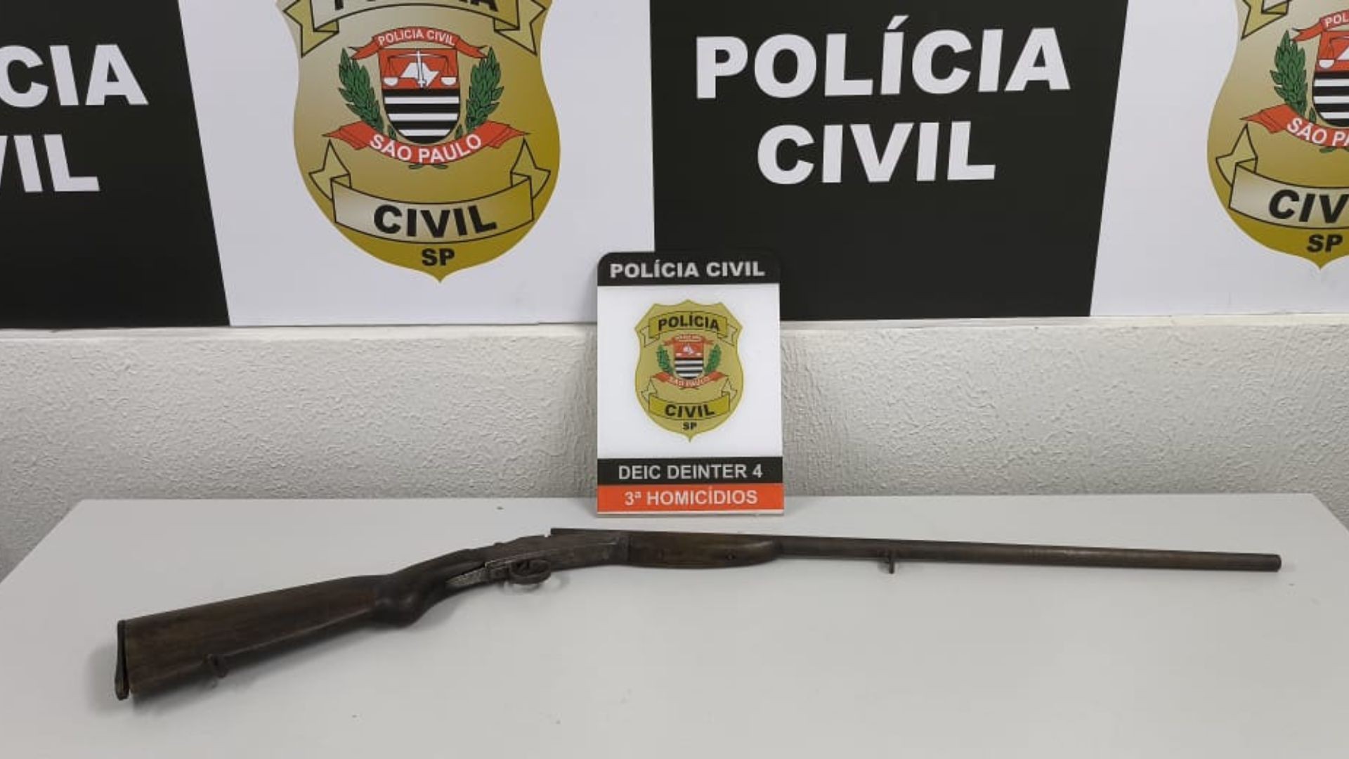 Polícia prende suspeito de matar vizinho com tiro no pescoço após briga por pipa no interior de SP