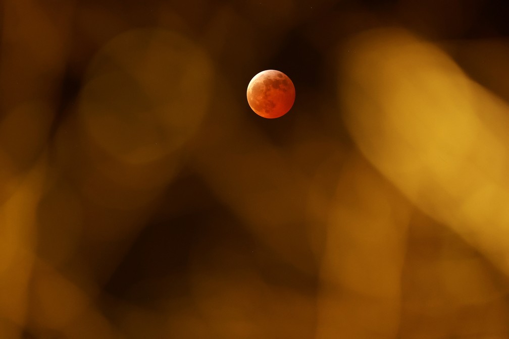 Eclipse visto a partir de Ciudad Juárez, México — Foto: Jose Luis Gonzalez/Reuters