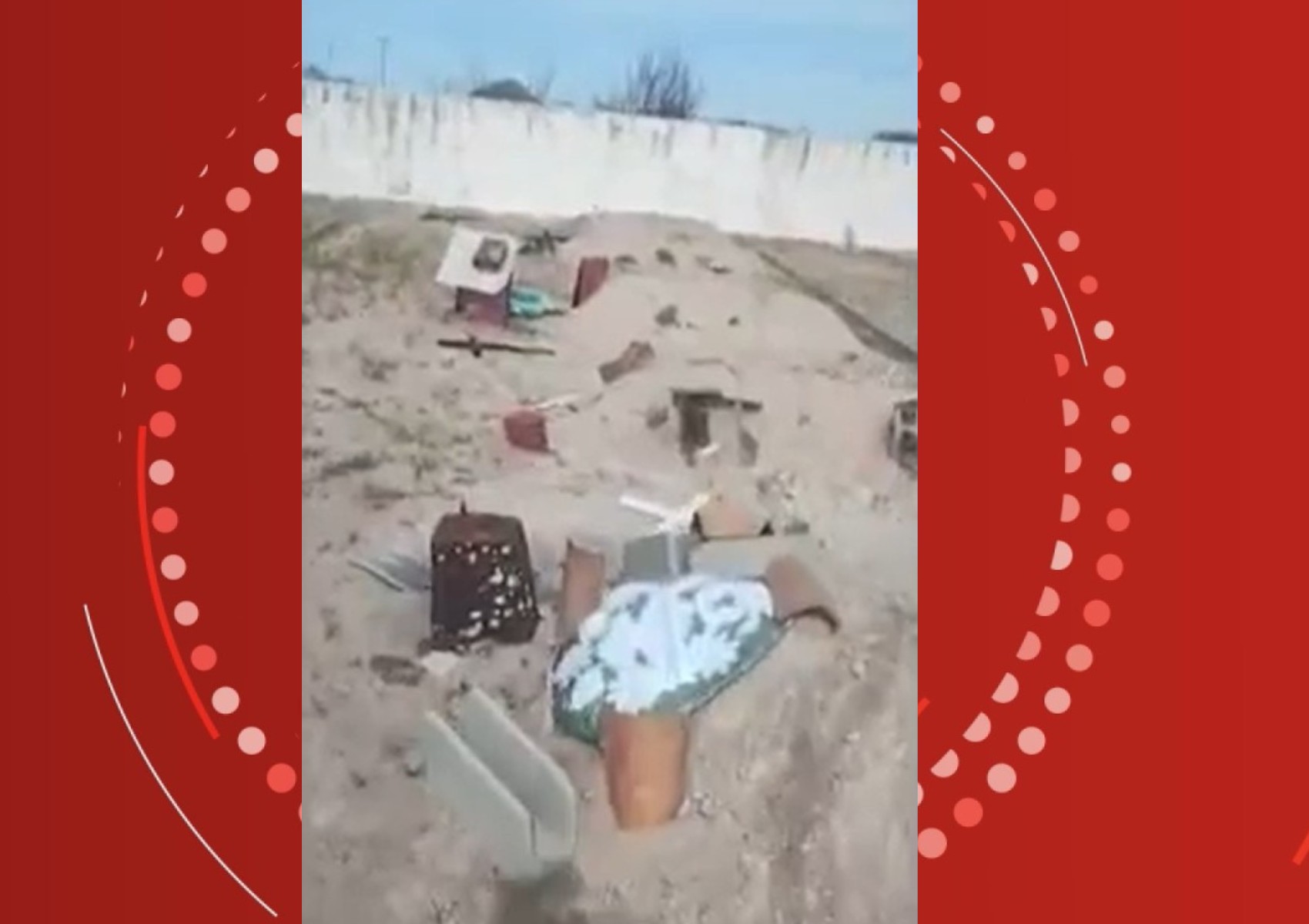 Cemitério é alvo de vandalismo e tem cruzes e partes de túmulos quebradas no norte da Bahia