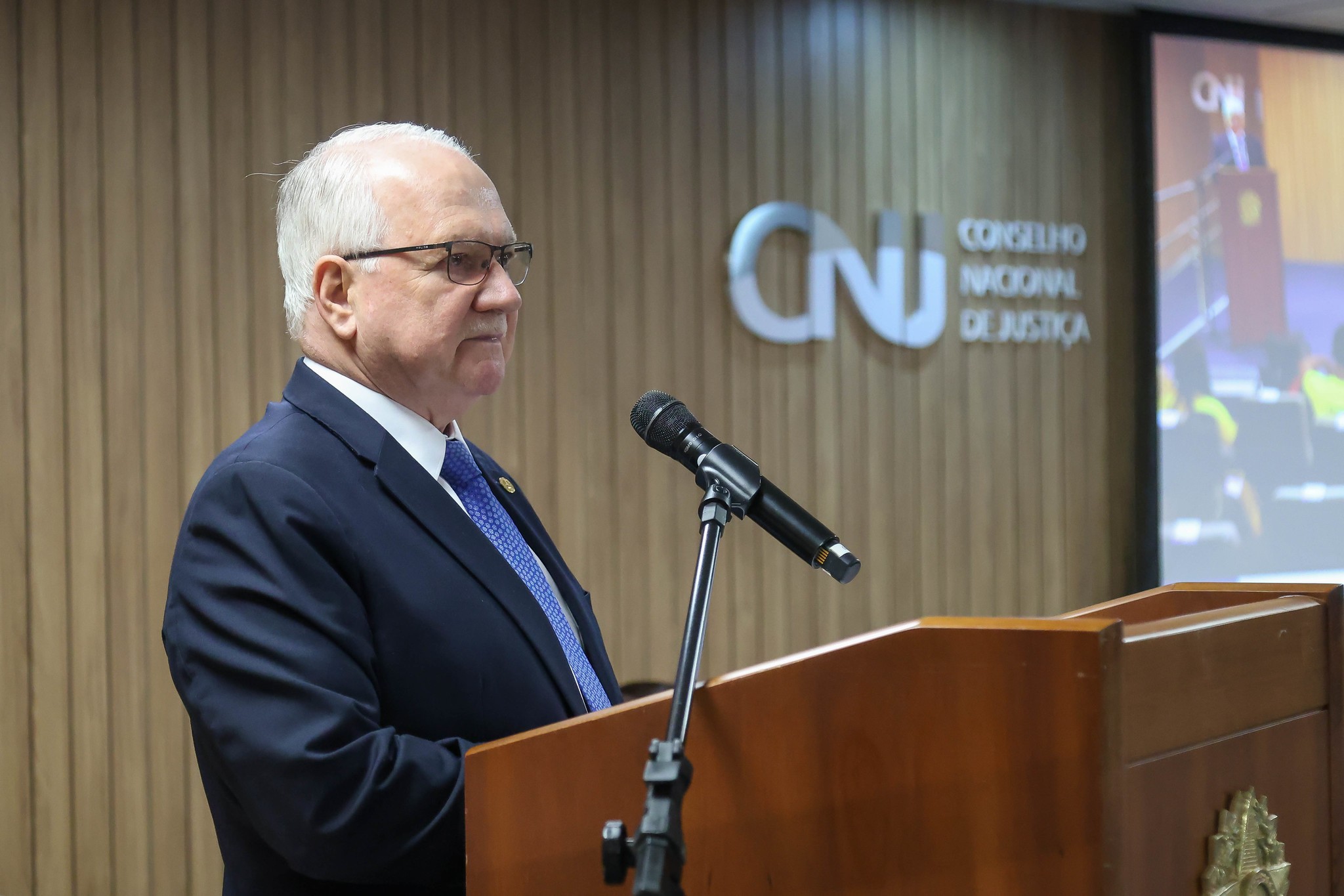 Fachin diz que classificação de facções como terroristas, por ora, é 'política internacional' e que CNJ pode agir se acionado