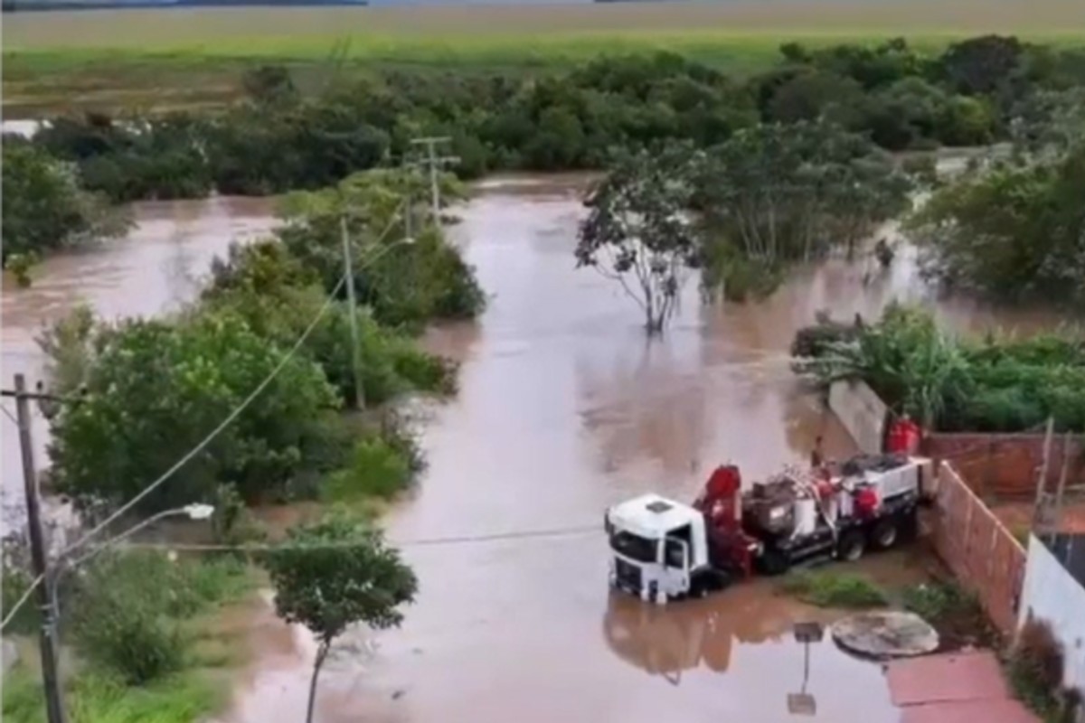 Prefeitura decreta calamidade após chuva de 100 milímetros causar transtornos em Costa Rica (MS)