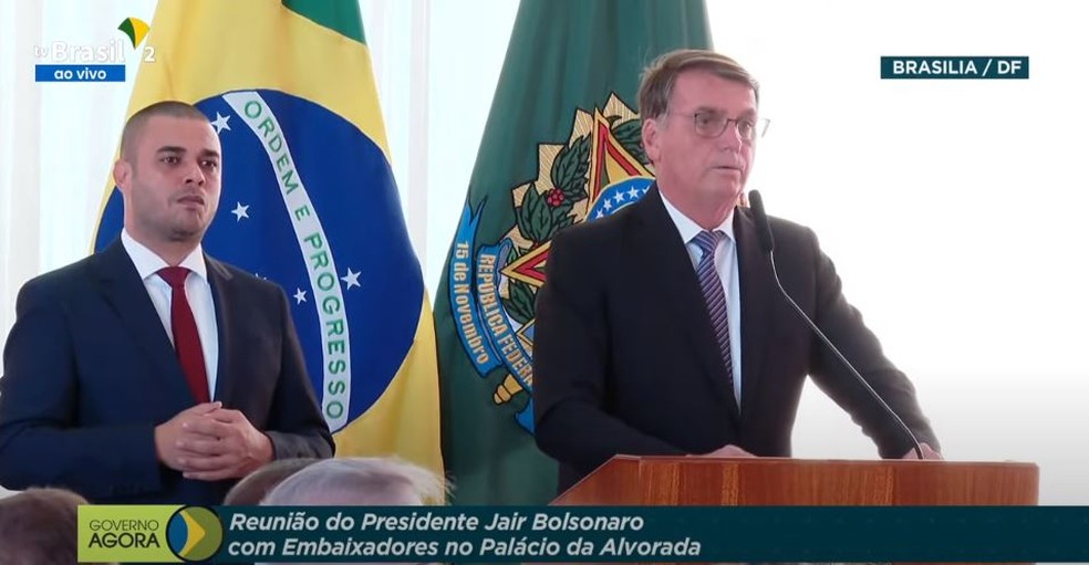 Jair Bolsonaro durante evento com embaixadores no Palácio da Alvorada. — Foto: TV Brasil/Reprodução