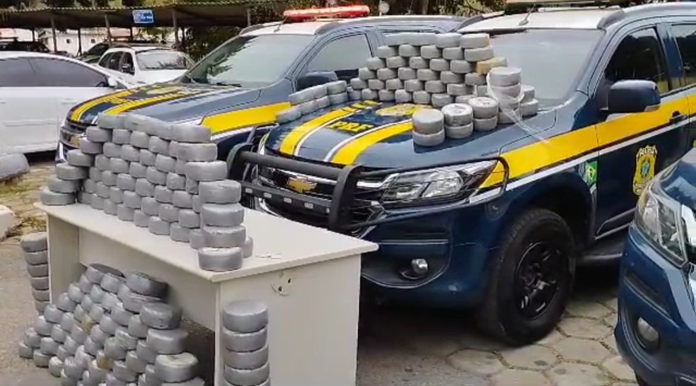 222 kg de cocaína: 'maior apreensão da história feita pela PRF de Teófilo Otoni', diz polícia — Foto: Josilei Silva/divulgação